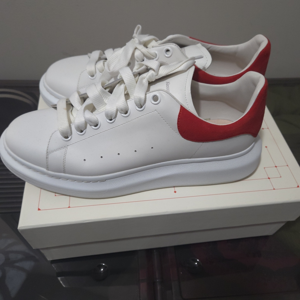 Alexander McQueen Size 45